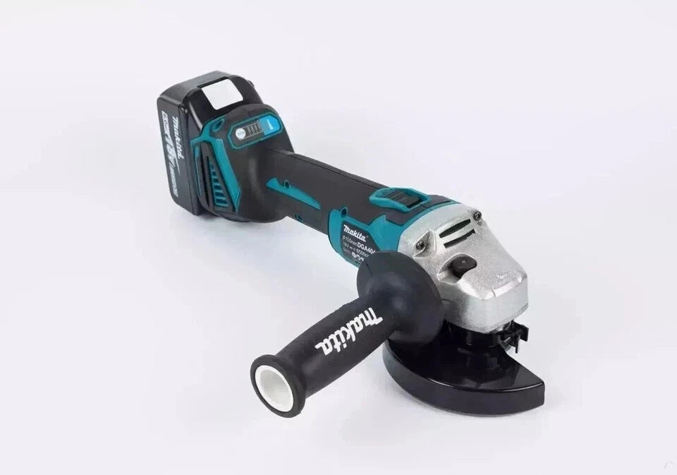 ⚙️ Makita DGA504 18V LXT Brushless Cordless Angle Grinder – 125mm (Body Only)